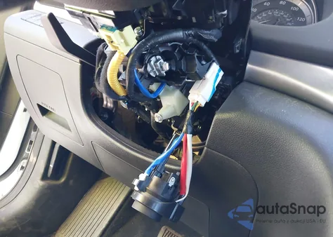 2020 Hyundai Elantra Sel z USA, uszkodzony, nr VIN 5NPD84LFXLH557460